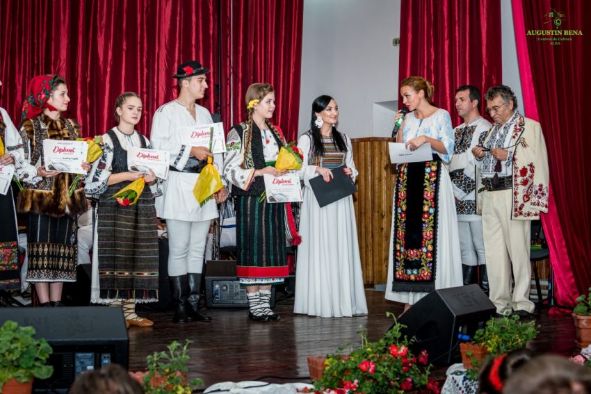 festivalul_national_de_folclor_mures_pe_marginea_ta