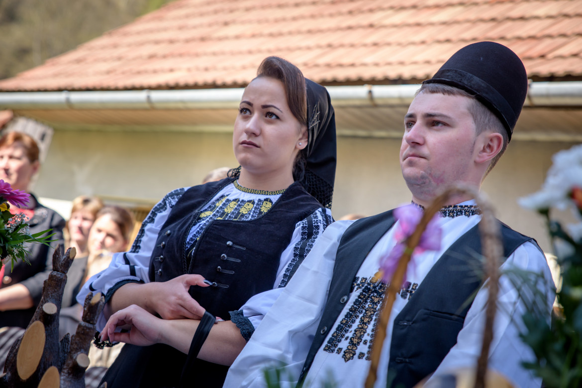 Statu’ la vase în Lunea Paștelui