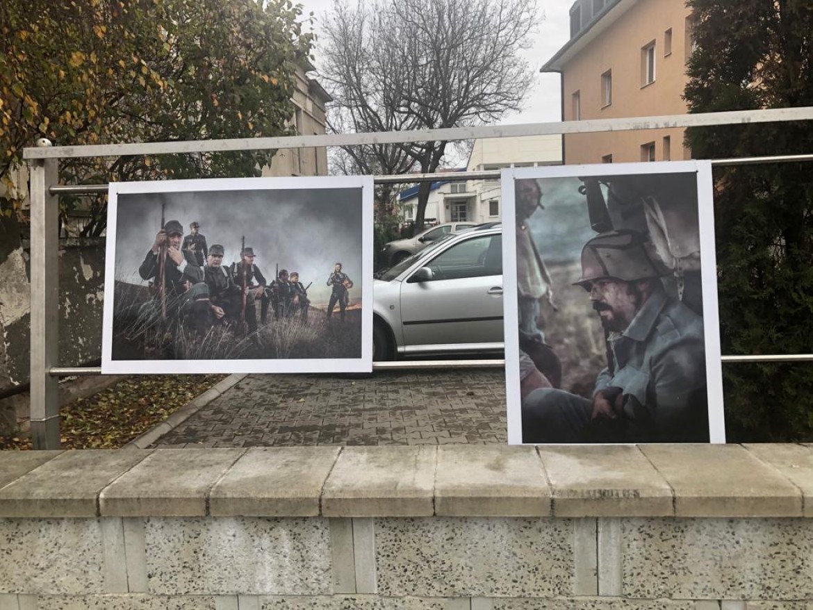 Expoziție de fotografie dedicată Zilei Naționale a României