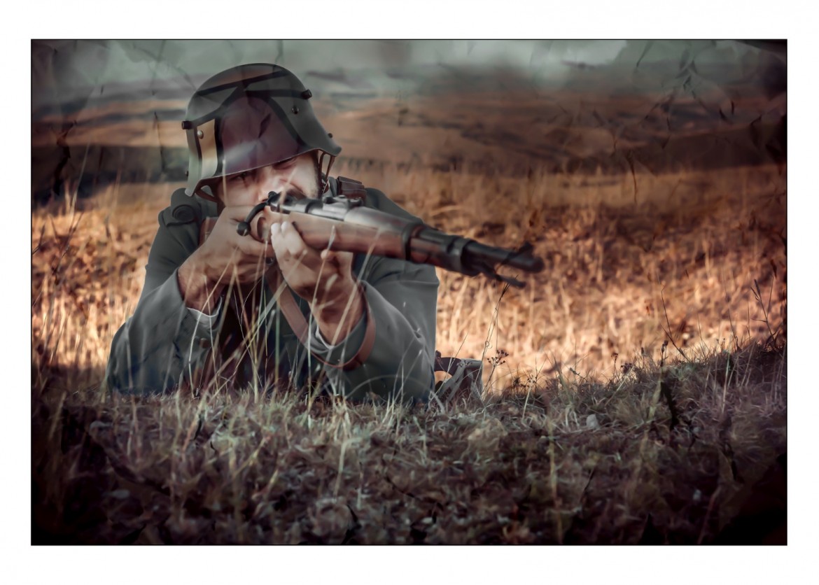 Expoziție de fotografie dedicată Zilei Naționale a României